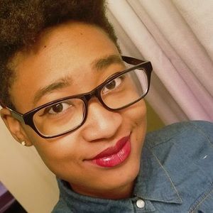 Meet your Posher, Taryn